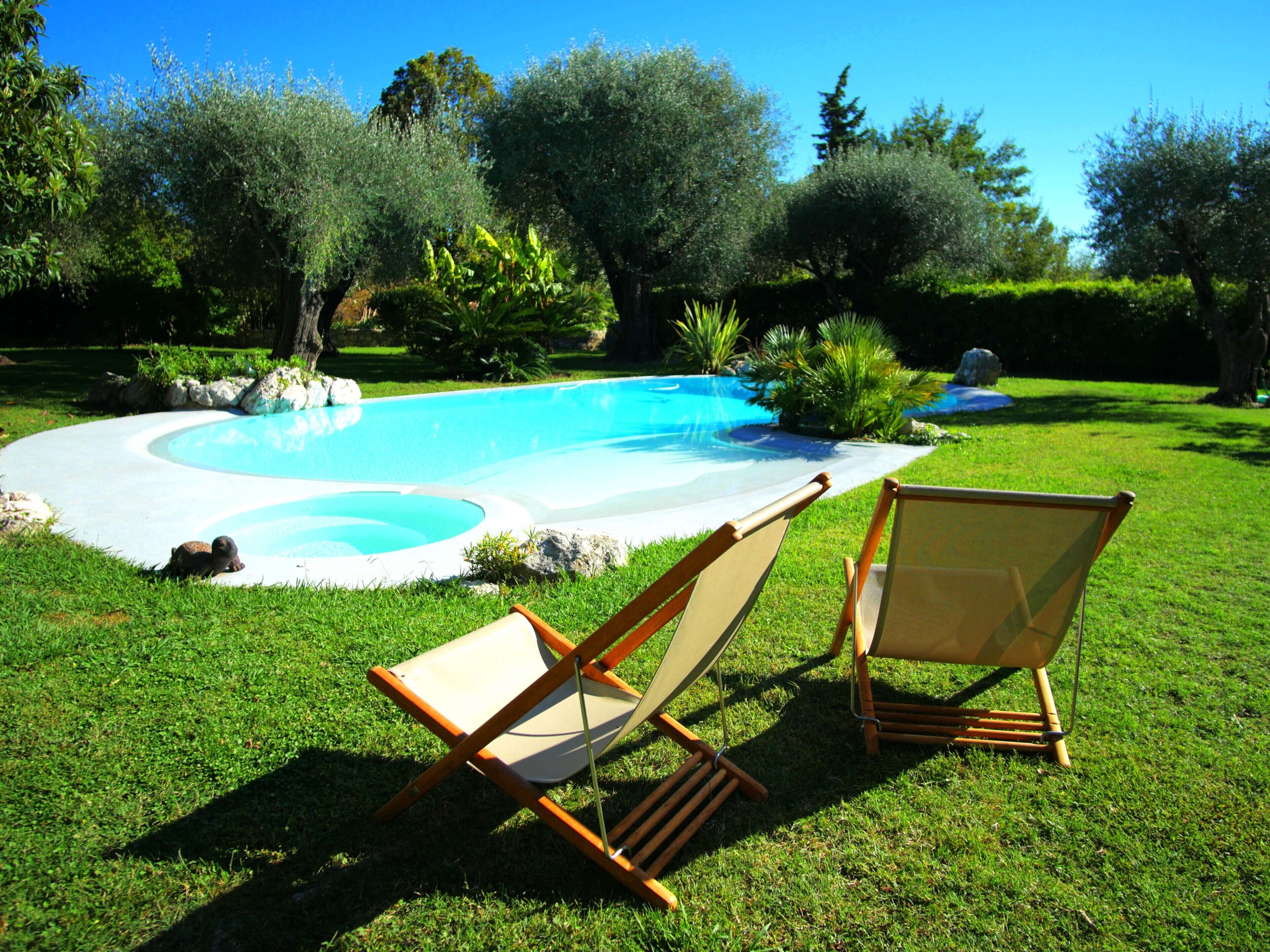 An infinity pool, a heated pool