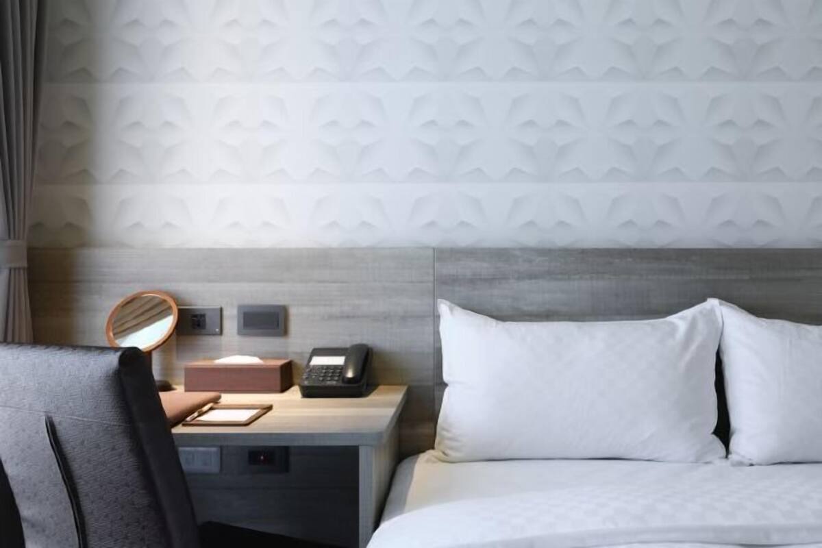 Caja de seguridad en la habitación, cortinas blackout y wifi gratis