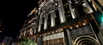 KUN Tour Hotel Feng Chai