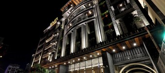 KUN Tour Hotel Feng Chai