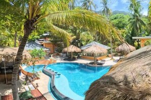 Trên bãi biển