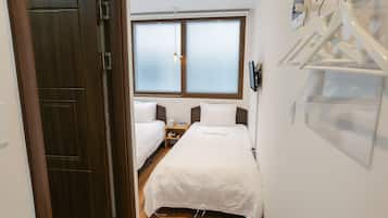 Standard Twin Room | Premium bedding, desk, free WiFi, bed sheets