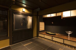 Interior - OKU Kamishichiken (Kyoto)