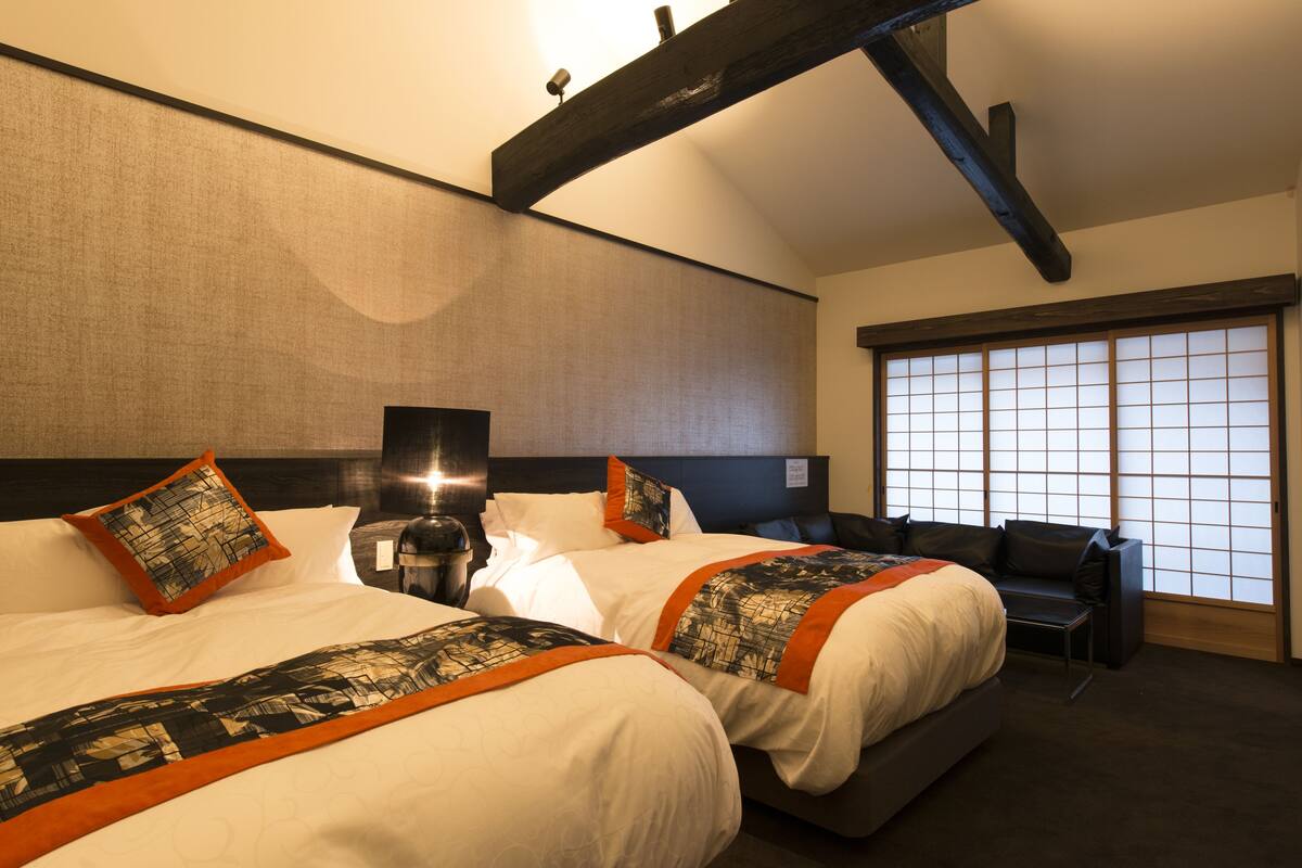 Mai  | 6 bedrooms, premium bedding, in-room safe, desk
