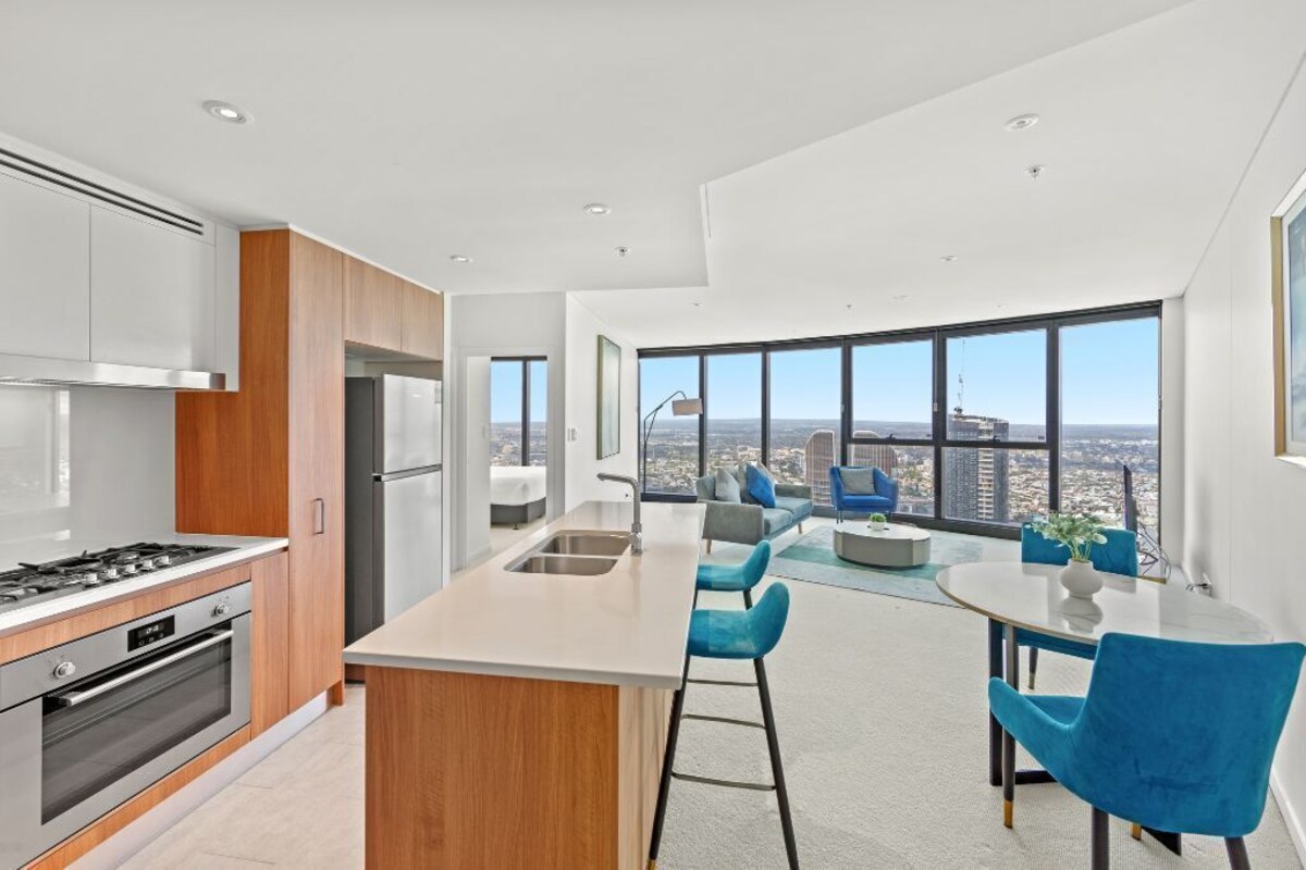Brisbane Skytower Apartments by CLLIX