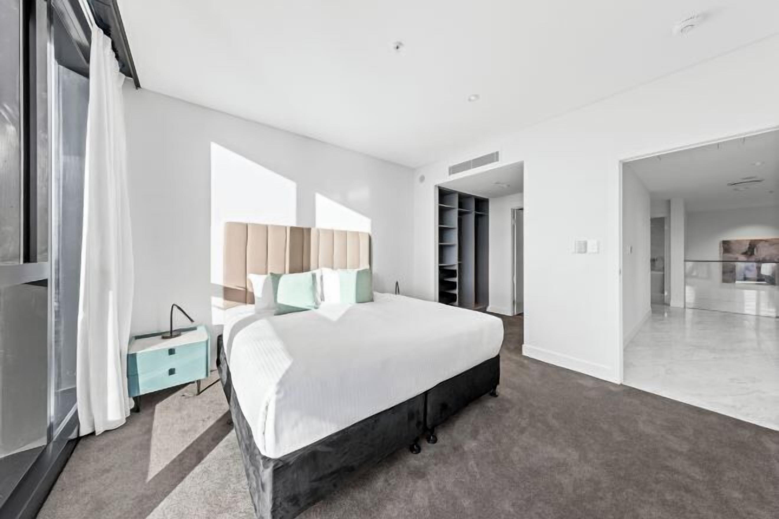 Espaço de trabalho para notebook, quartos à prova de som