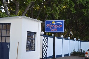 Front of property - Horizon Inn (Harare)