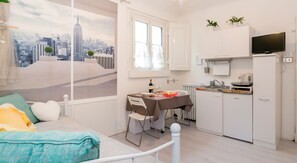 Studio - notaMi -  Commenda White Studio (Milan)