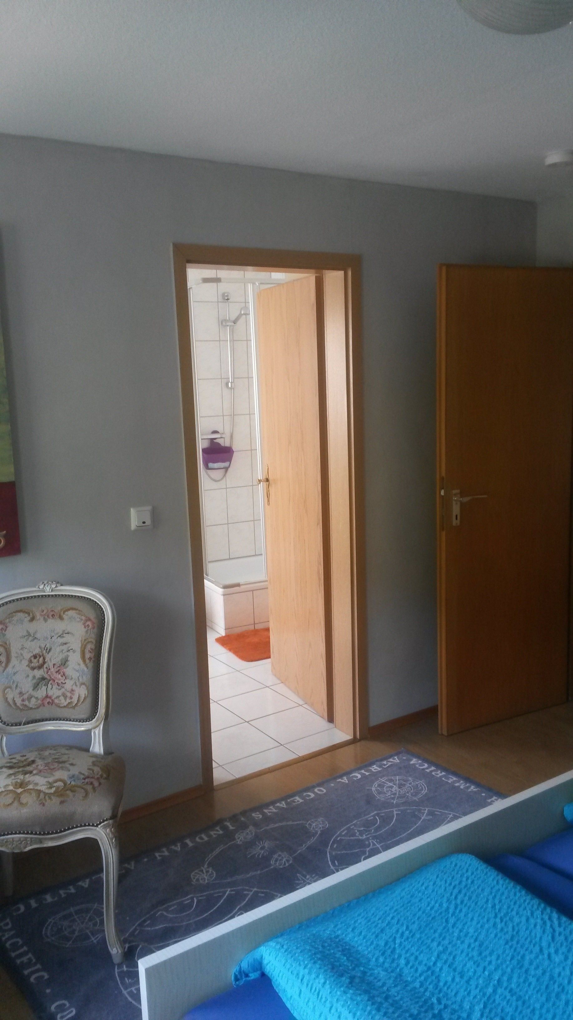 Comfort-Doppelzimmer, 1 King-Bett, mit Bad, Flussblick | 1 Schlafzimmer, Schreibtisch, Bügeleisen/Bügelbrett, kostenloses WLAN