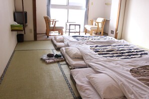 Triple Room - Biei Guest House Sirogane no Yu - Hostel (Biei)