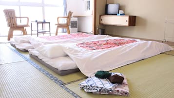 Quadruple Room | Free WiFi, bed sheets