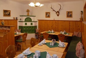 Restaurant - Pension Hubertus (Zell am See)
