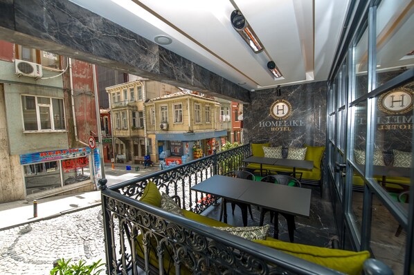 Terrace/patio - Homelike Hotel (Istanbul)