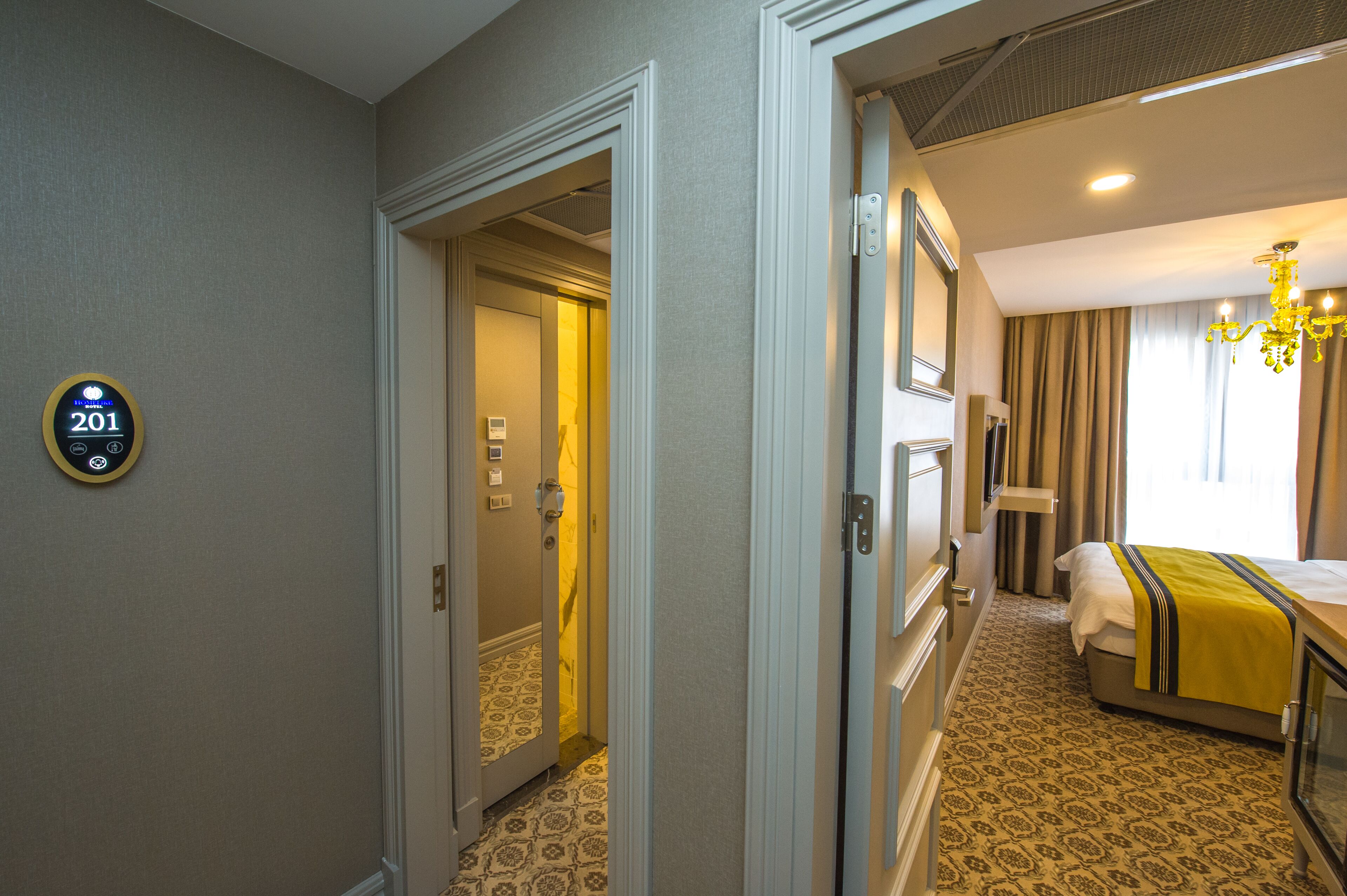 family room, 2 bedrooms, connecting rooms | premium bedding, minibar, in-room safe, soundproofing