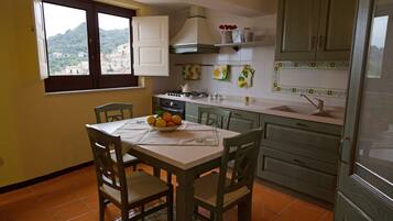 Petit déjeuner continental compris tous les jours