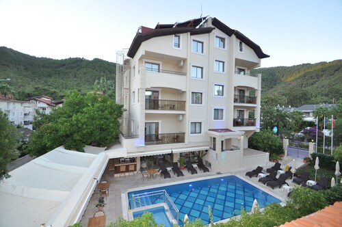 Ecem Aparthotel