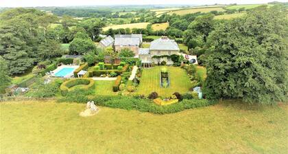Glebe House Cottages