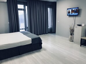 經典開放式套房, 花園景觀 | 獨特裝潢、布置獨特、熨斗/熨衣板、免費搖籃/嬰兒床