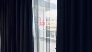 Classic Studio Suite, Garden View | Teres/patio