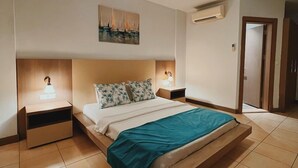 Unclassified image, 3 of 9, button - Genc Hotel (Bodrum)