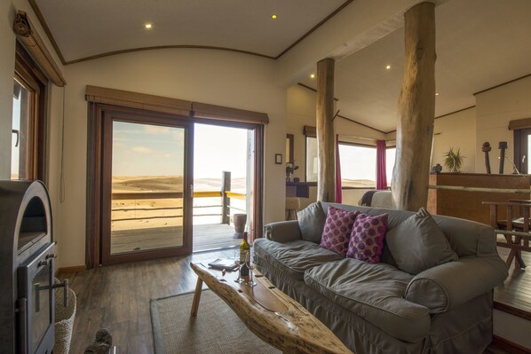 Fireplace - Desert Breeze Lodge (Swakopmund)