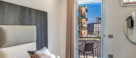 مكتب وواي فاي مجانًا