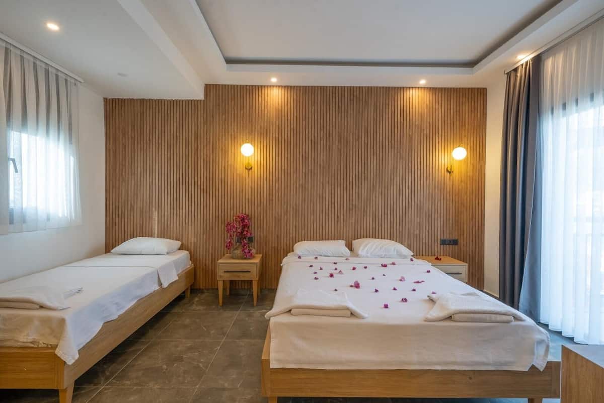 1 bedroom, Egyptian cotton sheets, premium bedding, Select Comfort beds