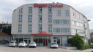 Mặt tiền nơi lưu trú