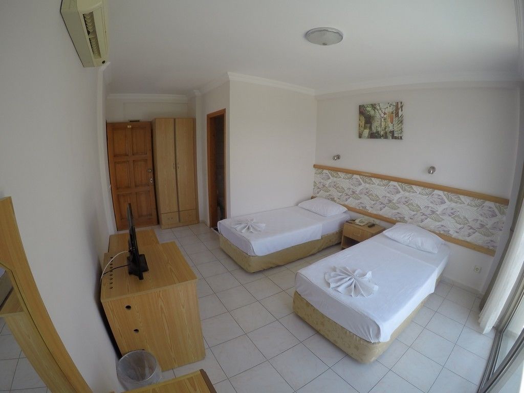 minibar, in-room safe, desk, free cots/infant beds