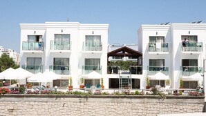 Mặt tiền nơi lưu trú