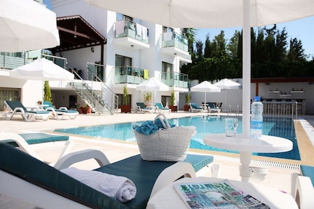 Exterior. Gunay Hotel