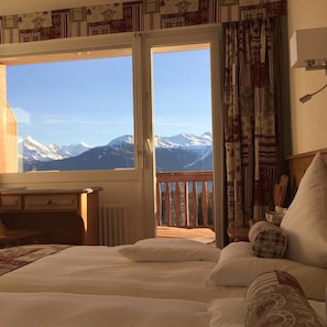 In-room safe, desk, cribs/infant beds, rollaway beds - Ad'Eldorado (Crans-Montana)