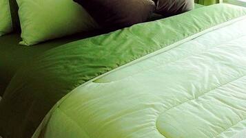 Deluxe Room with Garden View | 1 bedroom, free WiFi, bed sheets