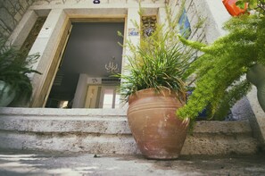 Front of property - Alya Ruzgari Otel (Cesme)