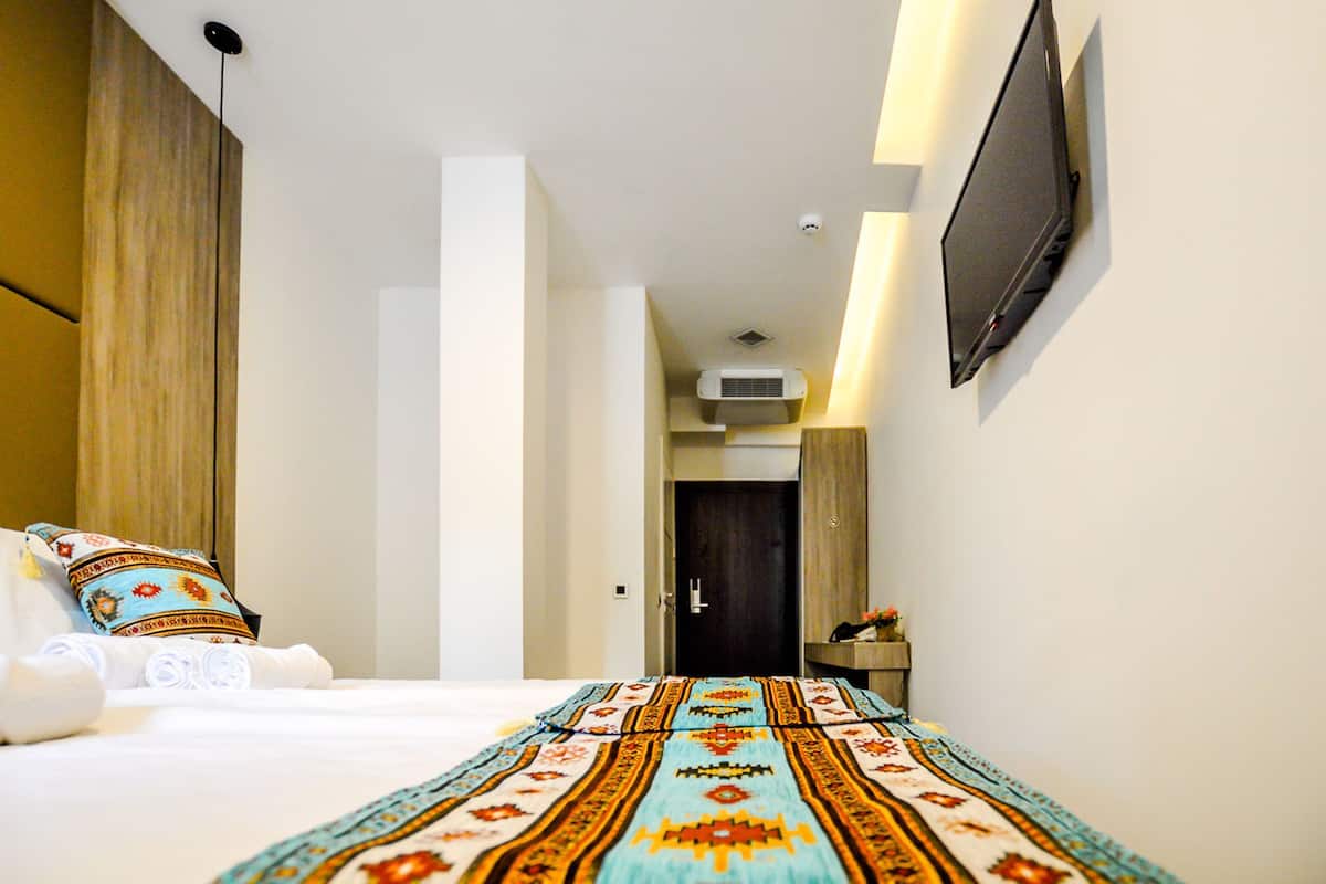 Design Double Room, Accessible (2) | Premium bedding, minibar, in-room safe, desk