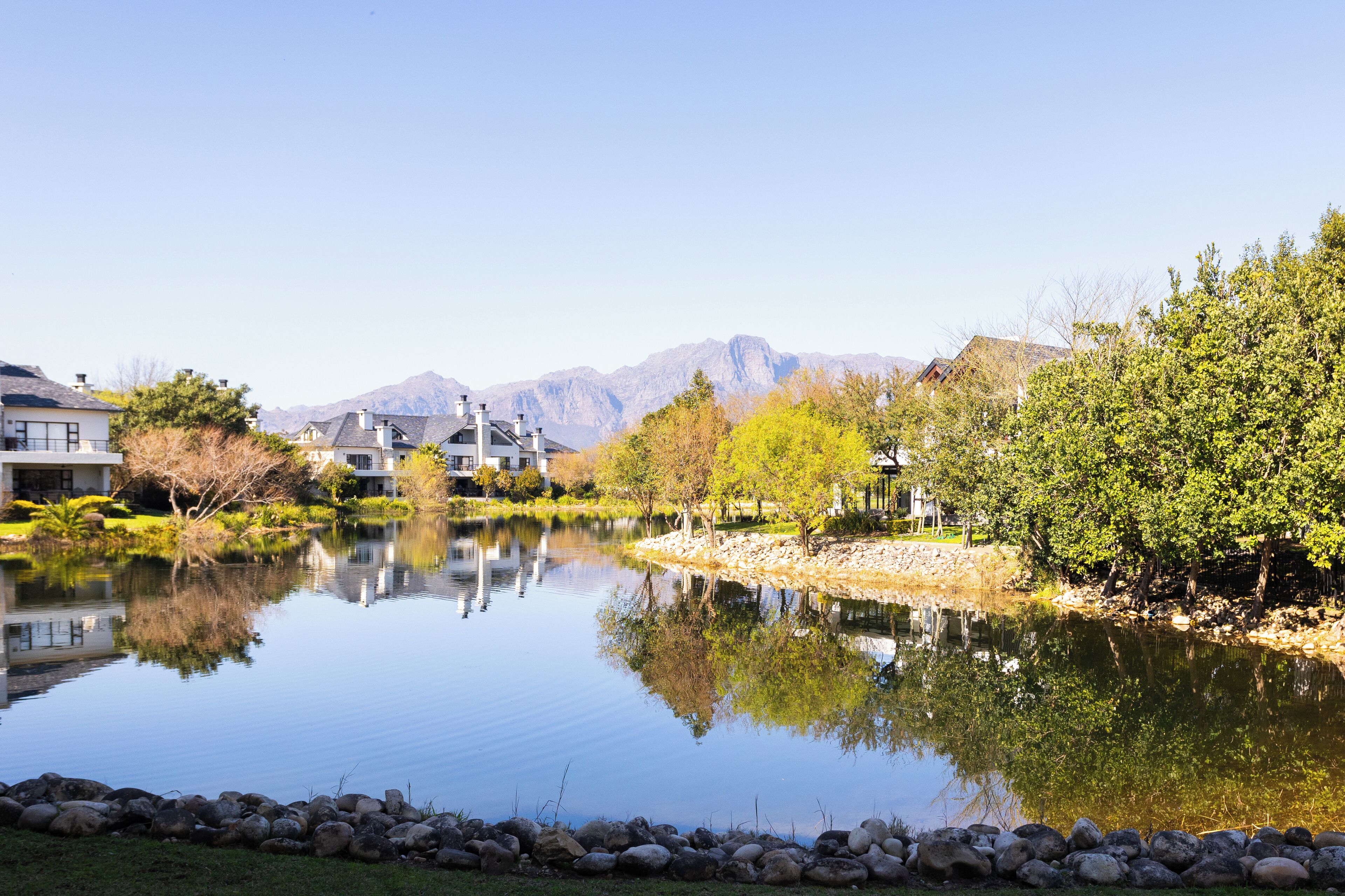 One bedroom Suite with Lake View | Søudsigt