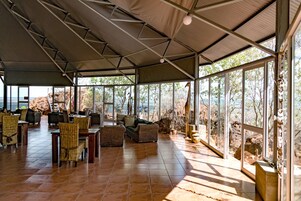 Café da manhã continental grátis todos os dias
