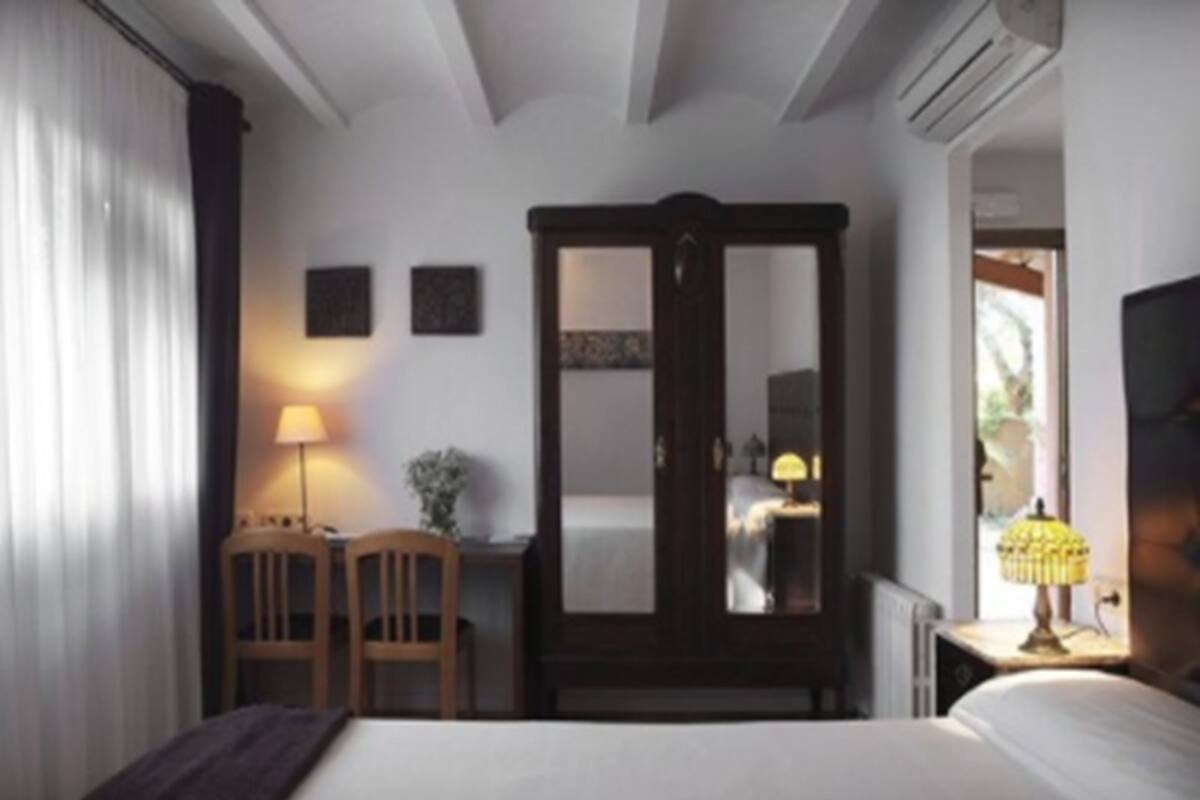 Double Room, Terrace, Garden View (Monasterio) | Minibar, in-room safe, desk, blackout drapes