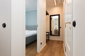 Apartament estàndard (8) | 1 dormitori, planxa i posts de planxar, wifi gratuïta i roba de llit