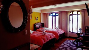 Standard Double Room | Desk, iron/ironing board, free WiFi, bed sheets - Hostal la Magia de Uyuni (Uyuni)