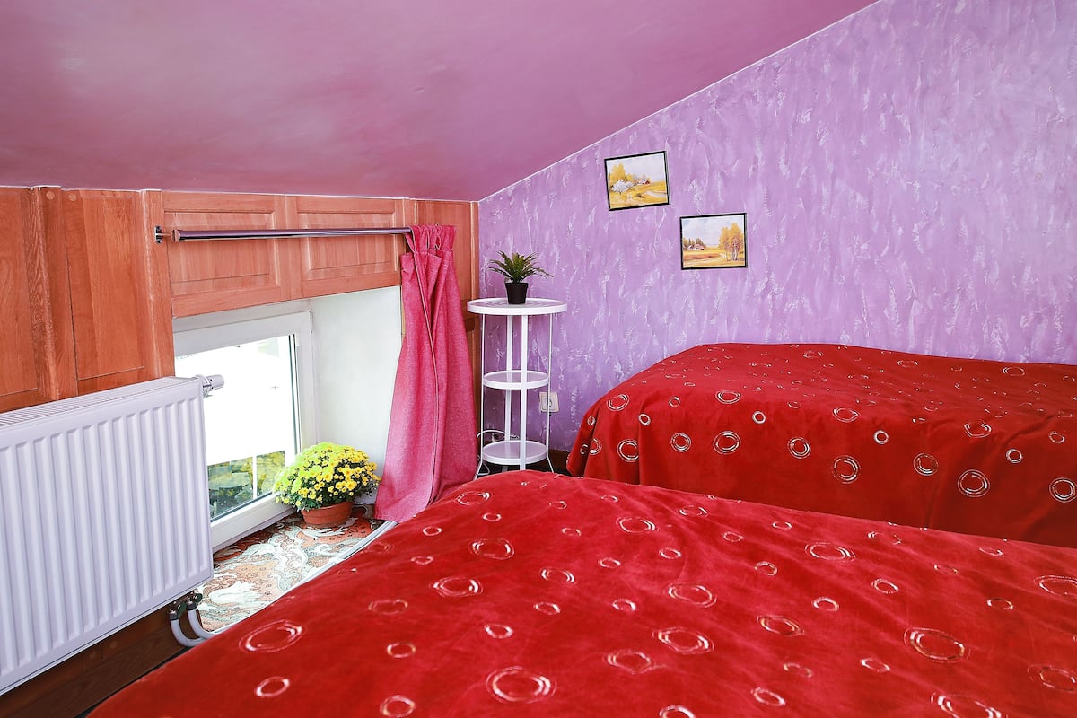Family room with shared bathroom - Galve | Iron/ironing board, free WiFi, bed sheets