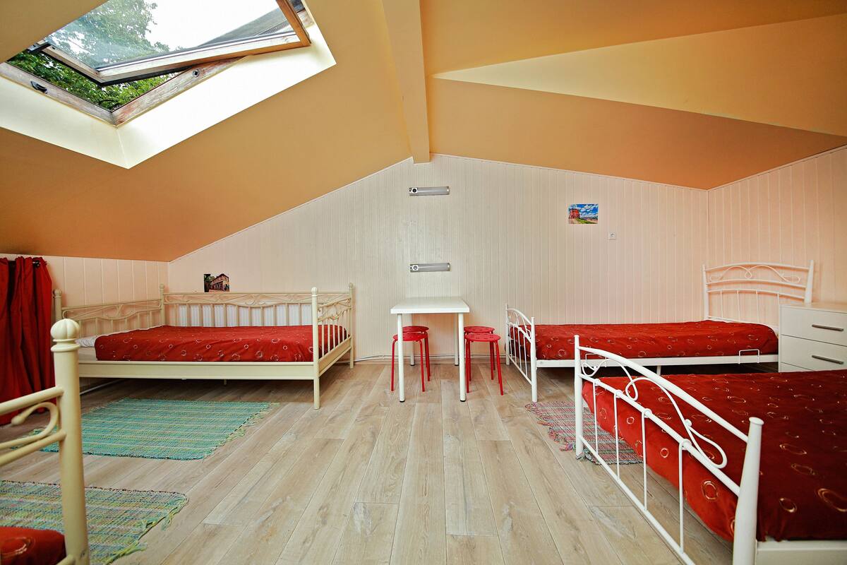 Family room with shared bathroom - Neris | Iron/ironing board, free WiFi, bed sheets
