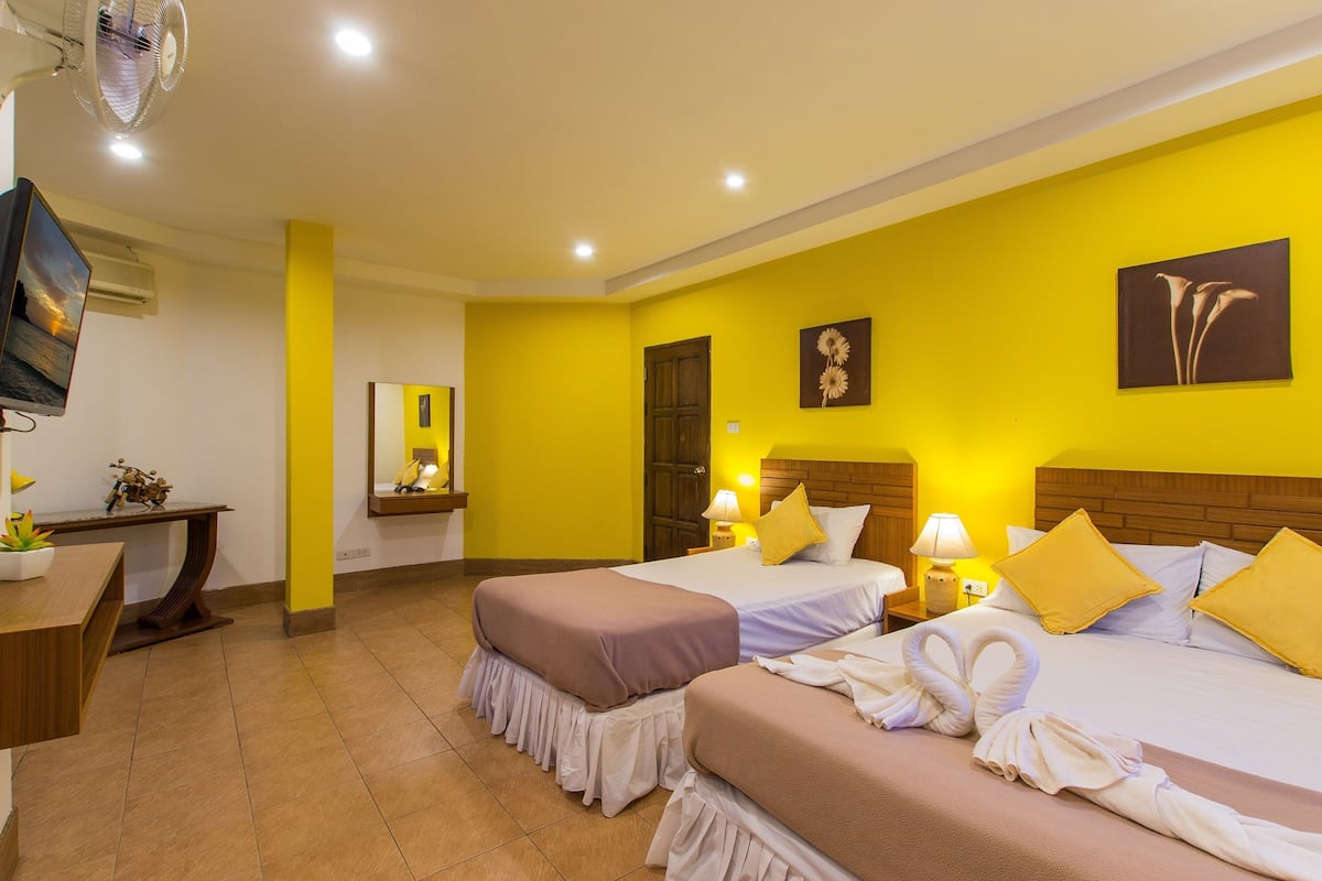 Appartement (VIP 2) | 2 chambres, coffres-forts dans les chambres, bureau, Wi-Fi gratuit