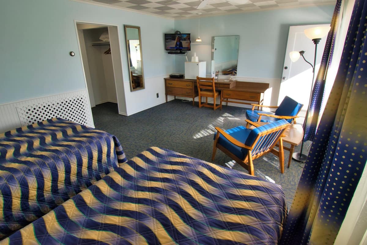 Kamer (Second Floor) | Een strijkplank/strijkijzer, gratis wifi, beddengoed