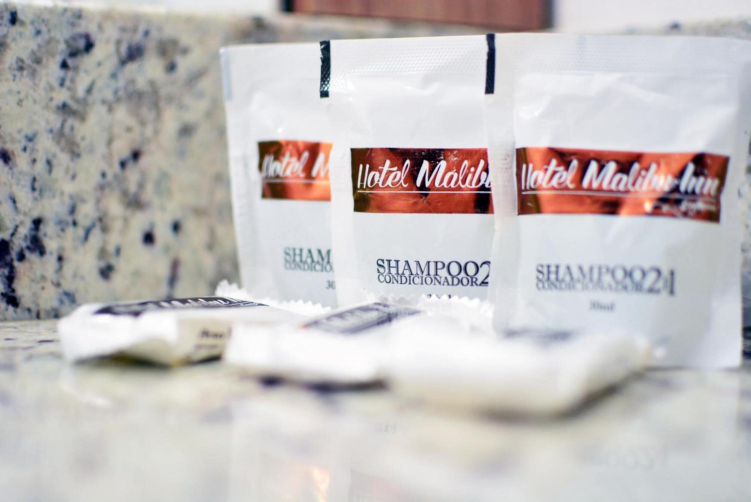 shower, rainfall showerhead, free toiletries, hair dryer