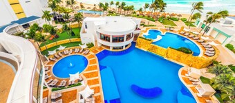 Altitude at Krystal Grand Cancun - All inclusive