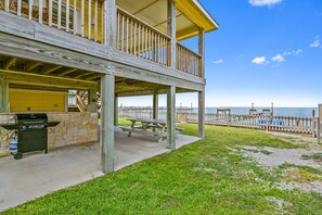 Outdoor dining -  Copano Bay Sunset - LOCATION! LOCATION! LOCATION!!! (Rockport)