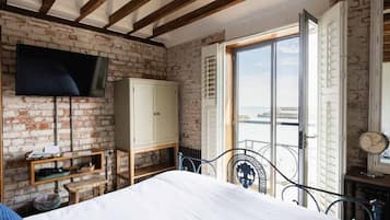 Habitación doble, baño privado, vistas al mar | 1 dormitorio