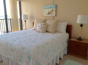 3 habitaciones, tabla de planchar con plancha, cuna de viaje y wifi 