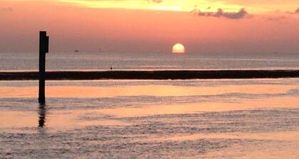3 BR Condo w/ beach & bay views, private beach access, 2 Pools, Price Lowered